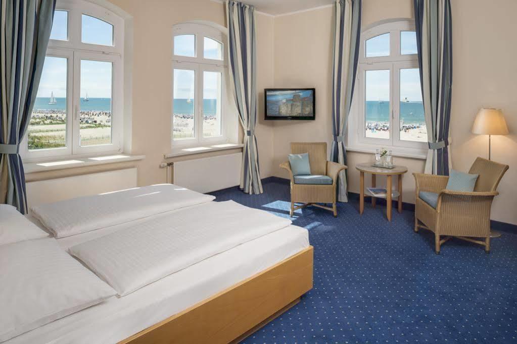 Hotel Am Leuchtturm Rostock Exterior photo
